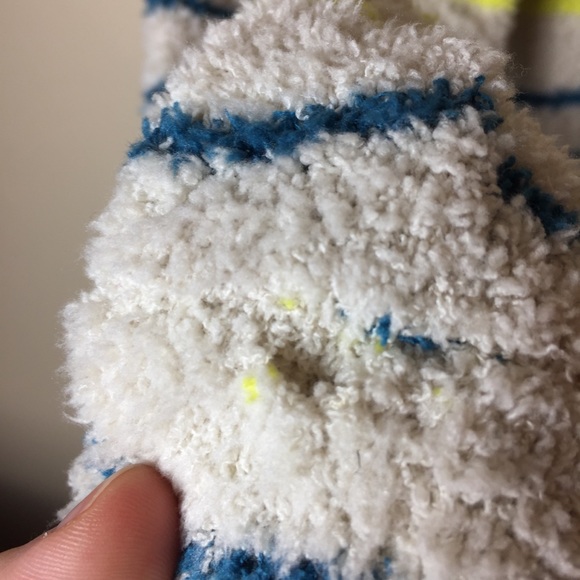 Urban Outfitters Madison Marshmallow Soft Hoodie - Picture 7 of 8